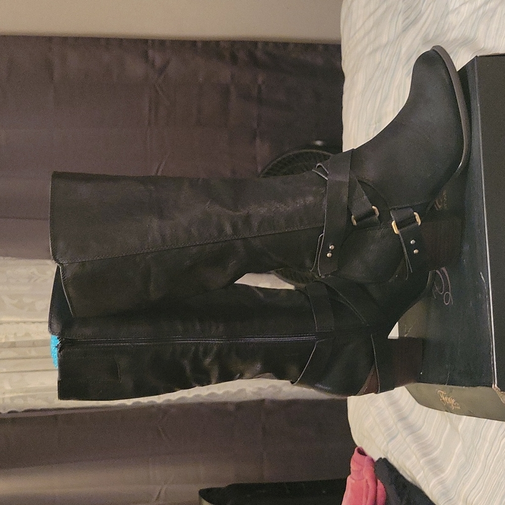 Fergie Boots